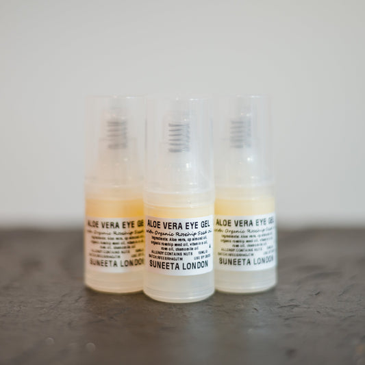 aloe vera eye gel in small plastic pump container by suneeta London x weigh and pay