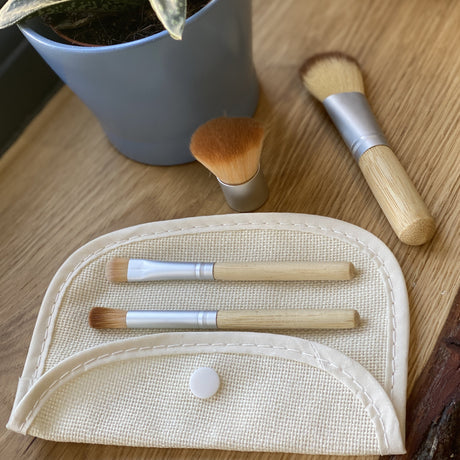 bamboo mini make up brush set, birds eye view