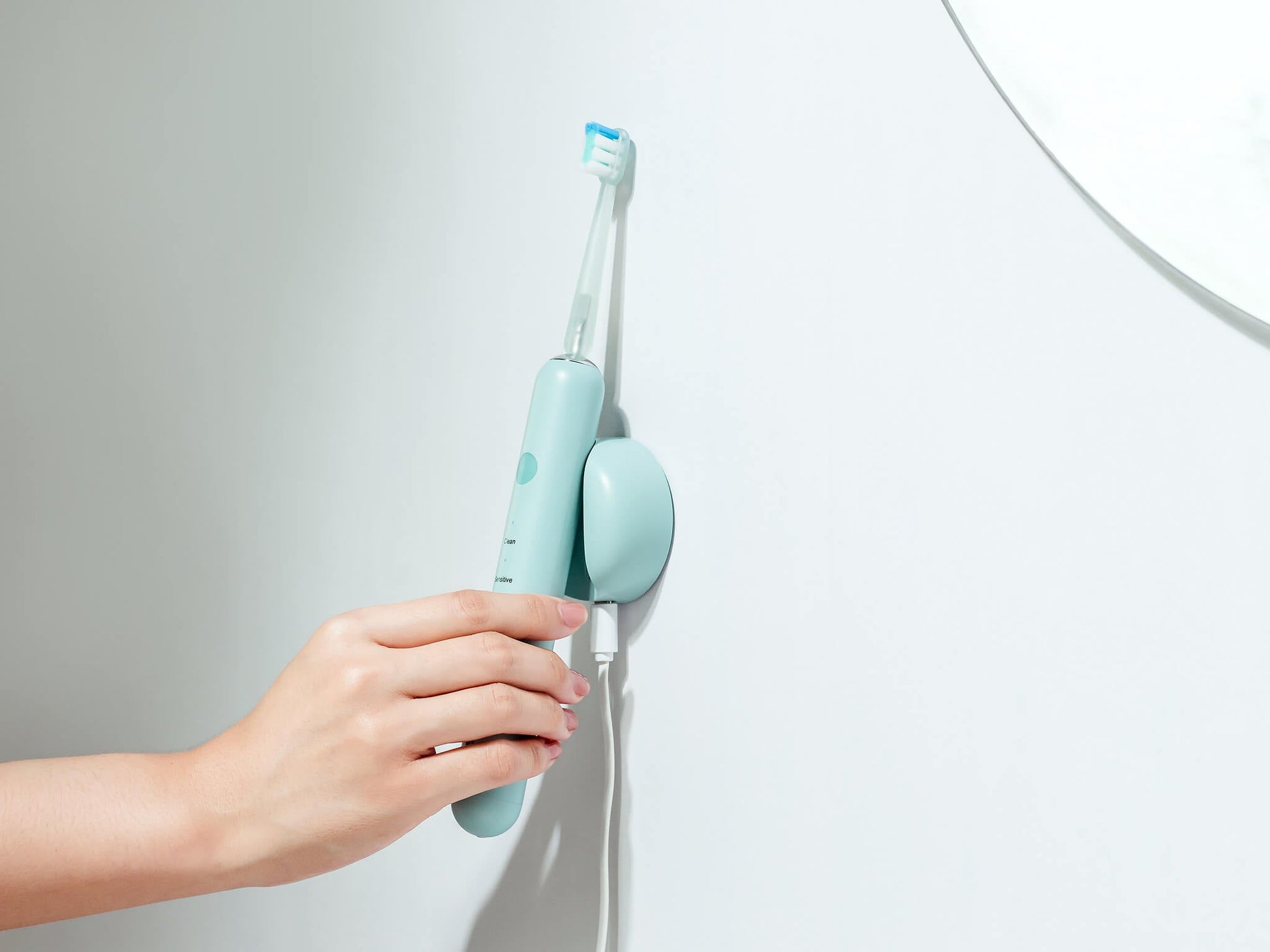 brushd recyclable eco friendly electric toothbrush